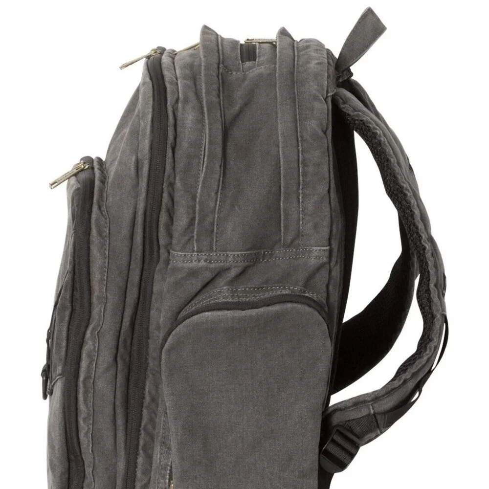 DRI DUCK - 32L Traveler Charcoal/Black Backpack/NWT